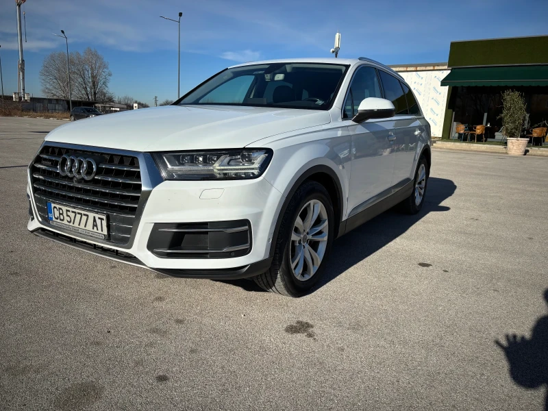 Audi Q7 Купувана нова от БГ, снимка 1 - Автомобили и джипове - 48403430