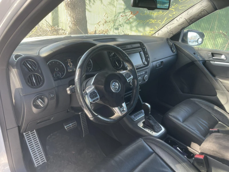 VW Tiguan 2.0TSI 4х4 R-LINE, снимка 7 - Автомобили и джипове - 49248896