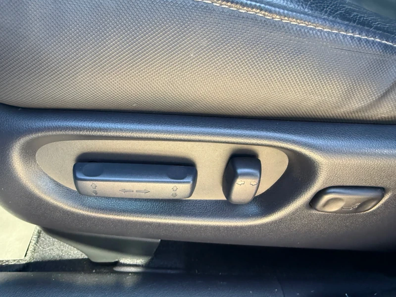 Honda Cr-v Бензин -Италия, снимка 9 - Автомобили и джипове - 51359253