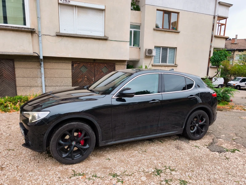 Alfa Romeo Stelvio, снимка 2 - Автомобили и джипове - 51421538