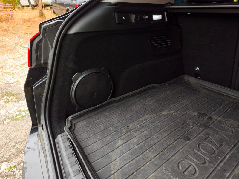 Alfa Romeo Stelvio, снимка 14 - Автомобили и джипове - 51421538