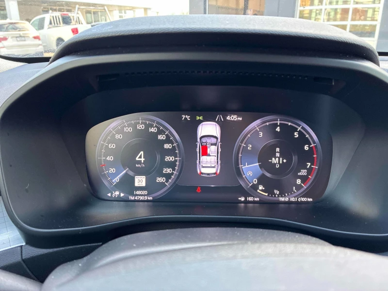 Volvo XC40 MOMENTUM * * CARFAX * * АВТО КРЕДИТ * * , снимка 7 - Автомобили и джипове - 53027357