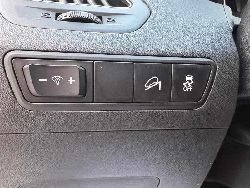 Hyundai IX35 1.7CRDI* FACELIFT* ЛИЗИНГ/БАРТЕР , снимка 12 - Автомобили и джипове - 53123761