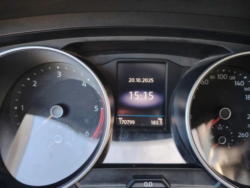 VW Tiguan 2021гDSG-2.0TDi-150кс-FACE-ПЕРФЕКТЕН!, снимка 9 - Автомобили и джипове - 53394783