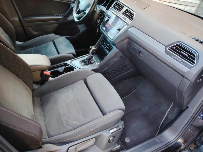 VW Tiguan 2021гDSG-2.0TDi-150кс-FACE-ПЕРФЕКТЕН!, снимка 14 - Автомобили и джипове - 53394783
