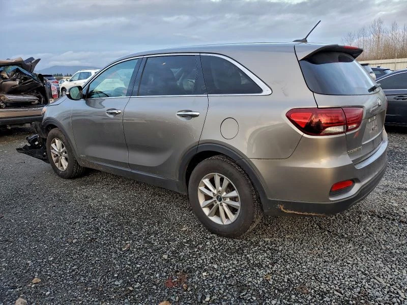 Kia Sorento 3.3L 6 All wheel drive, снимка 8 - Автомобили и джипове - 53083296