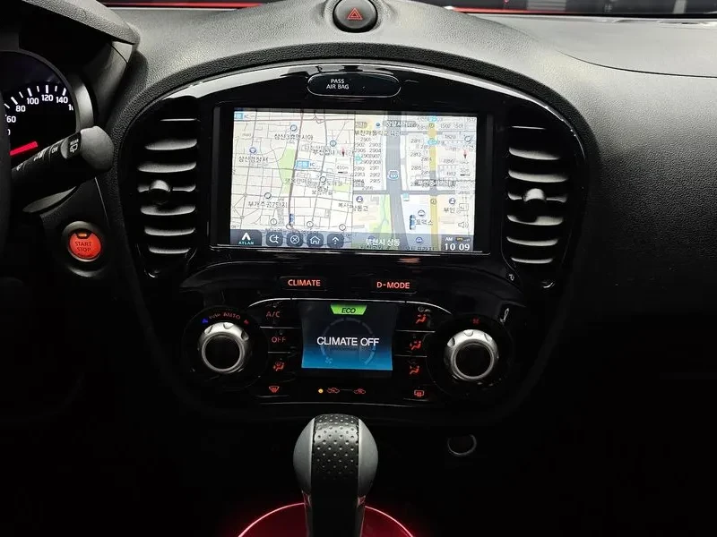 Nissan Juke SV F15 1.6 Бензин, снимка 6 - Автомобили и джипове - 55458287