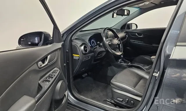 Hyundai Kona 1.6* Modern Pop* TURBO* Подгрев* Парктроник* Камер, снимка 7 - Автомобили и джипове - 56318749