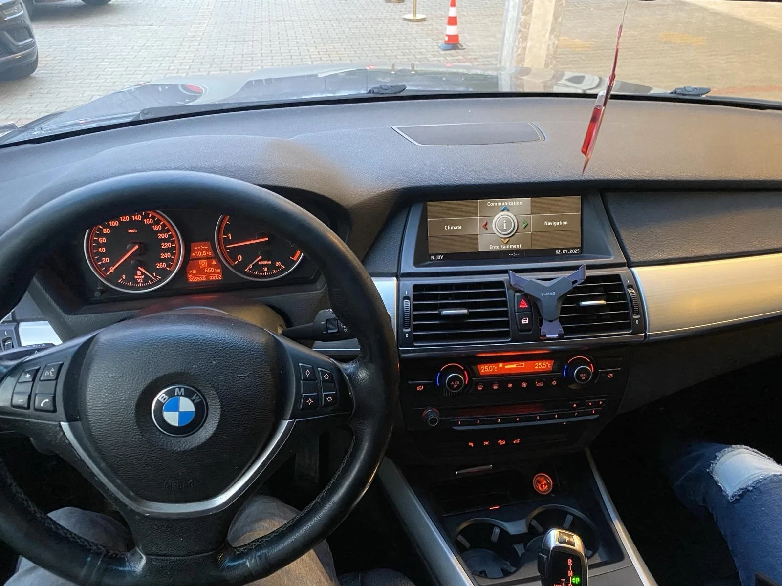 BMW X5  - изображение 10