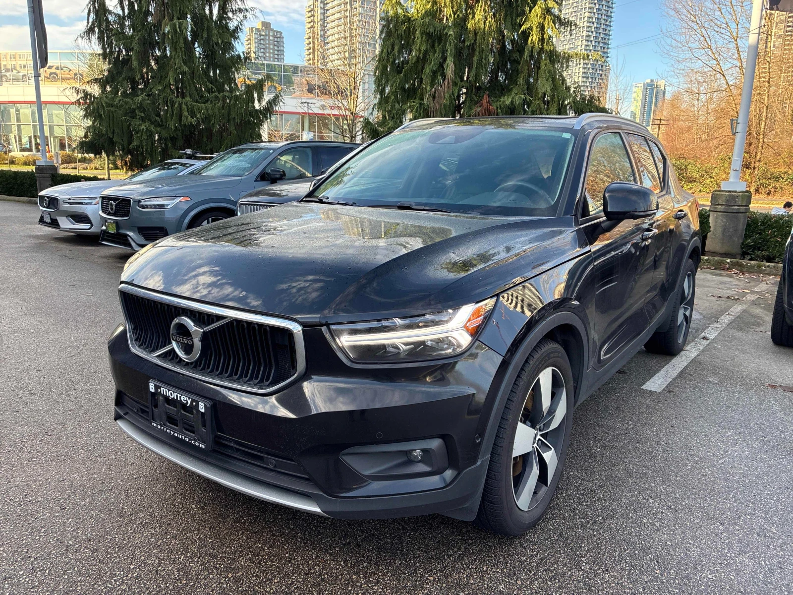 Volvo XC40 MOMENTUM * * CARFAX * * АВТО КРЕДИТ * *  - изображение 2