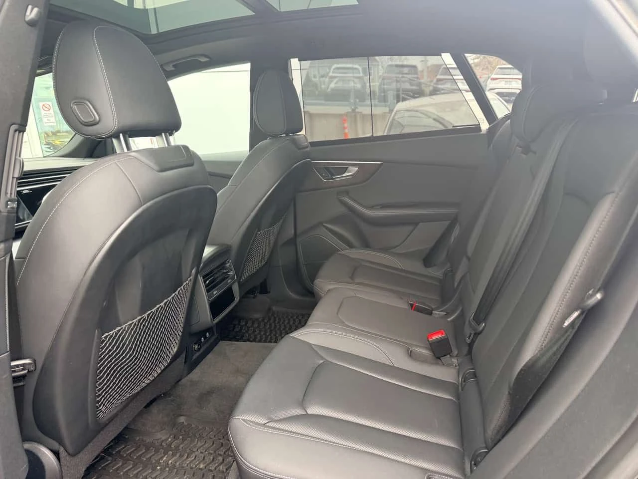 Audi Q8 * Technik * MATRIX* S-line* ОБДУХВАНЕ* , снимка 17 - Автомобили и джипове - 53727225