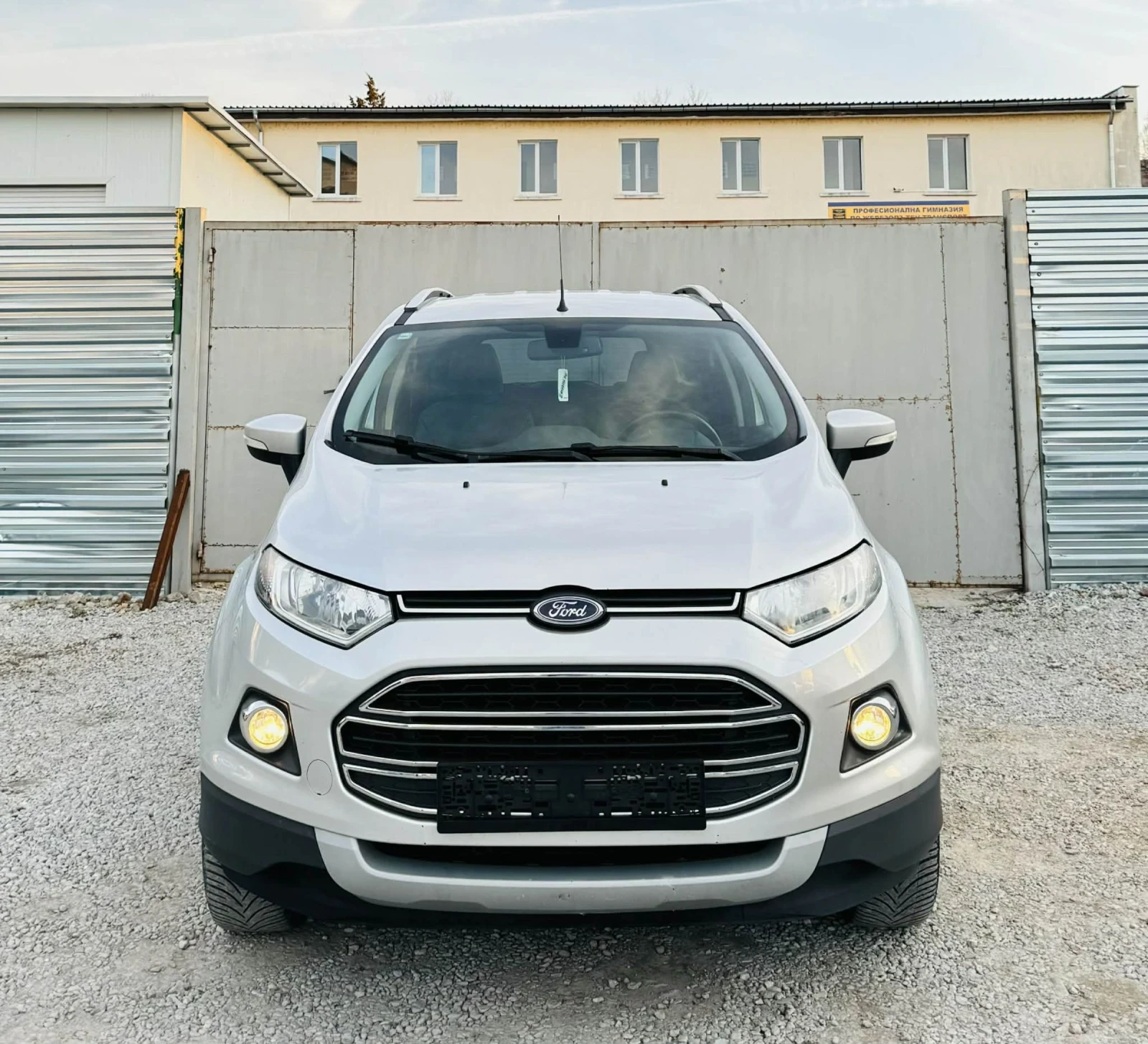 Ford EcoSport KEYLESS* NAVI, снимка 2 - Автомобили и джипове - 53802951
