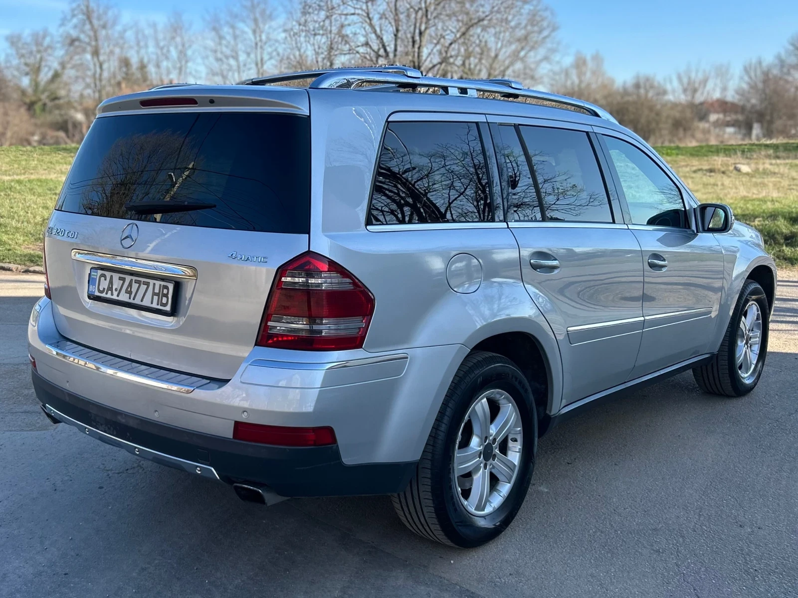 Mercedes-Benz GL 320, снимка 8 - Автомобили и джипове - 53844605