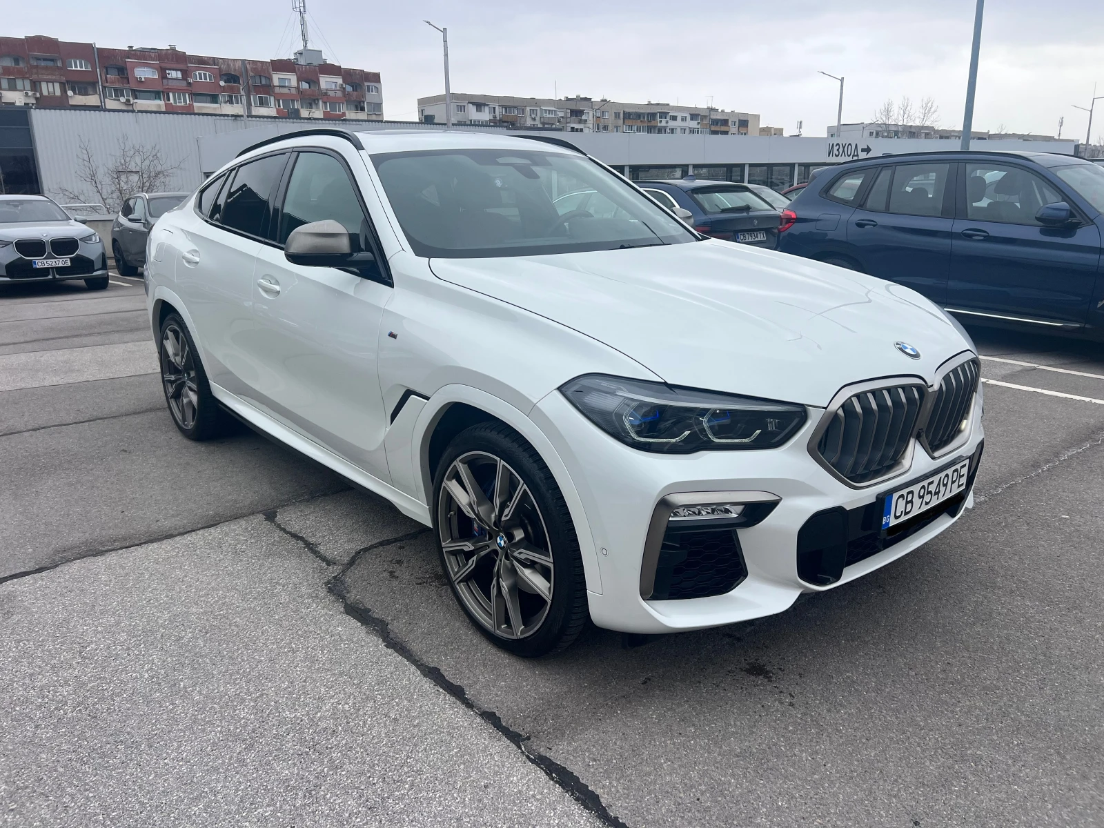 BMW X6 M50i, снимка 2 - Автомобили и джипове - 54032640