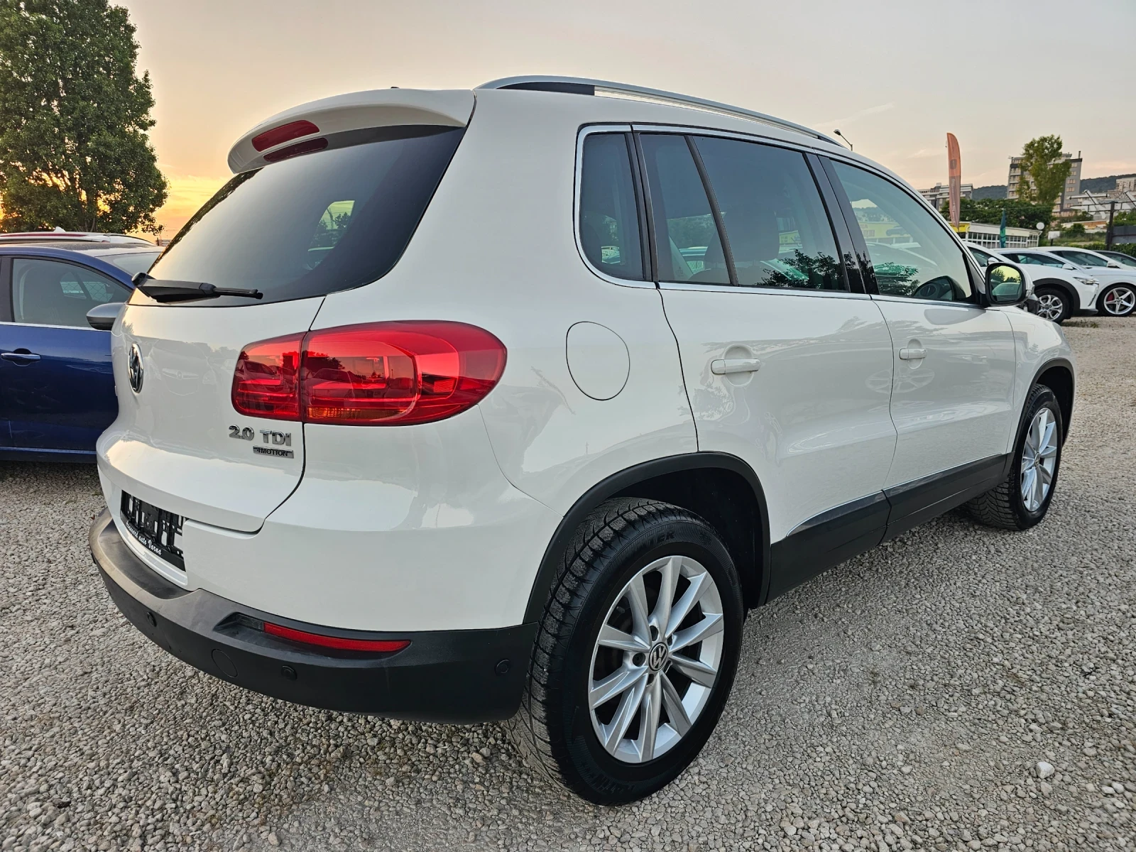 VW Tiguan 2.0TDI, 140к.с., DSG, снимка 4 - Автомобили и джипове - 55055345