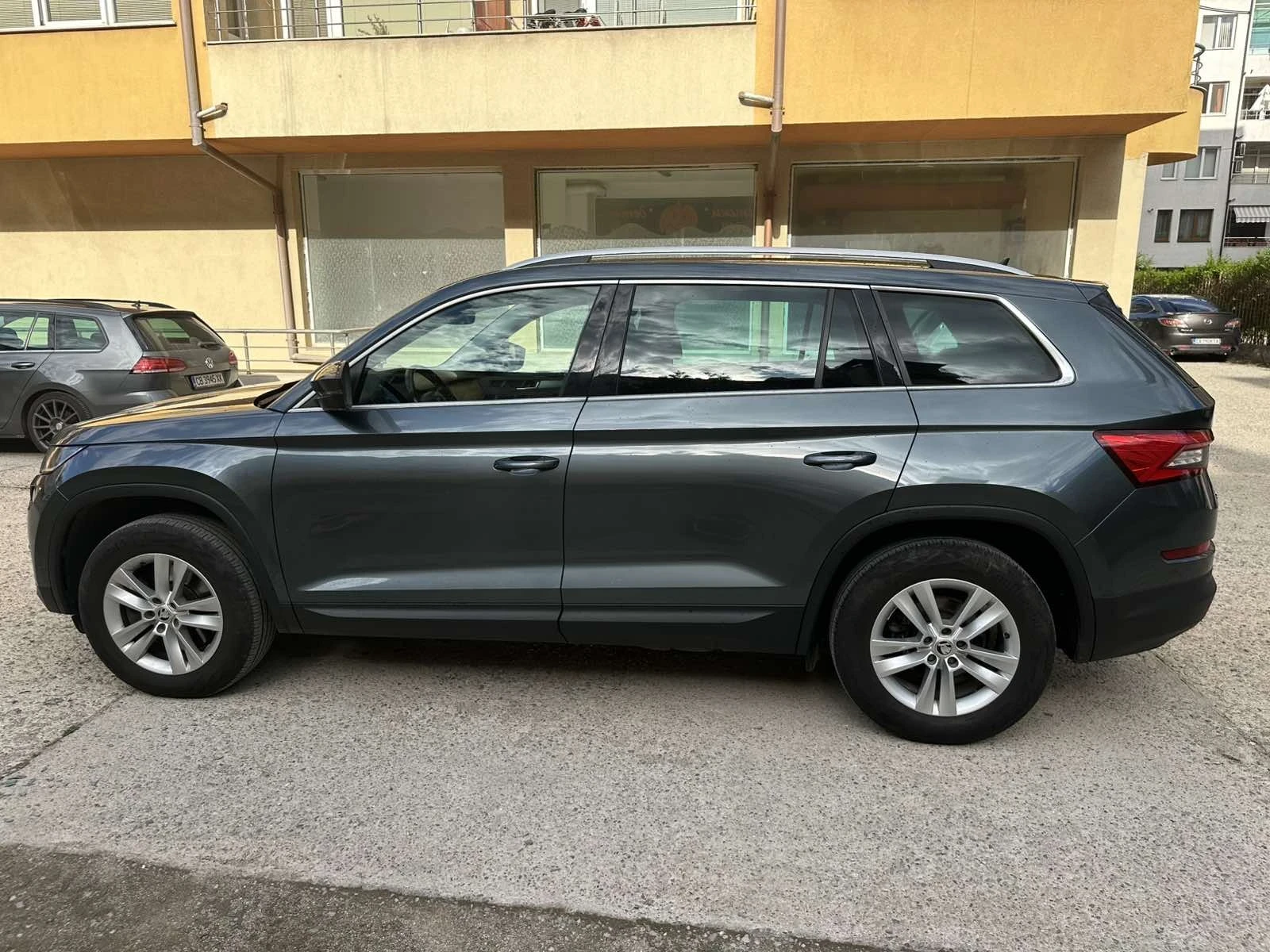 Skoda Kodiaq 2.0 TSI 4x4, снимка 10 - Автомобили и джипове - 55603072