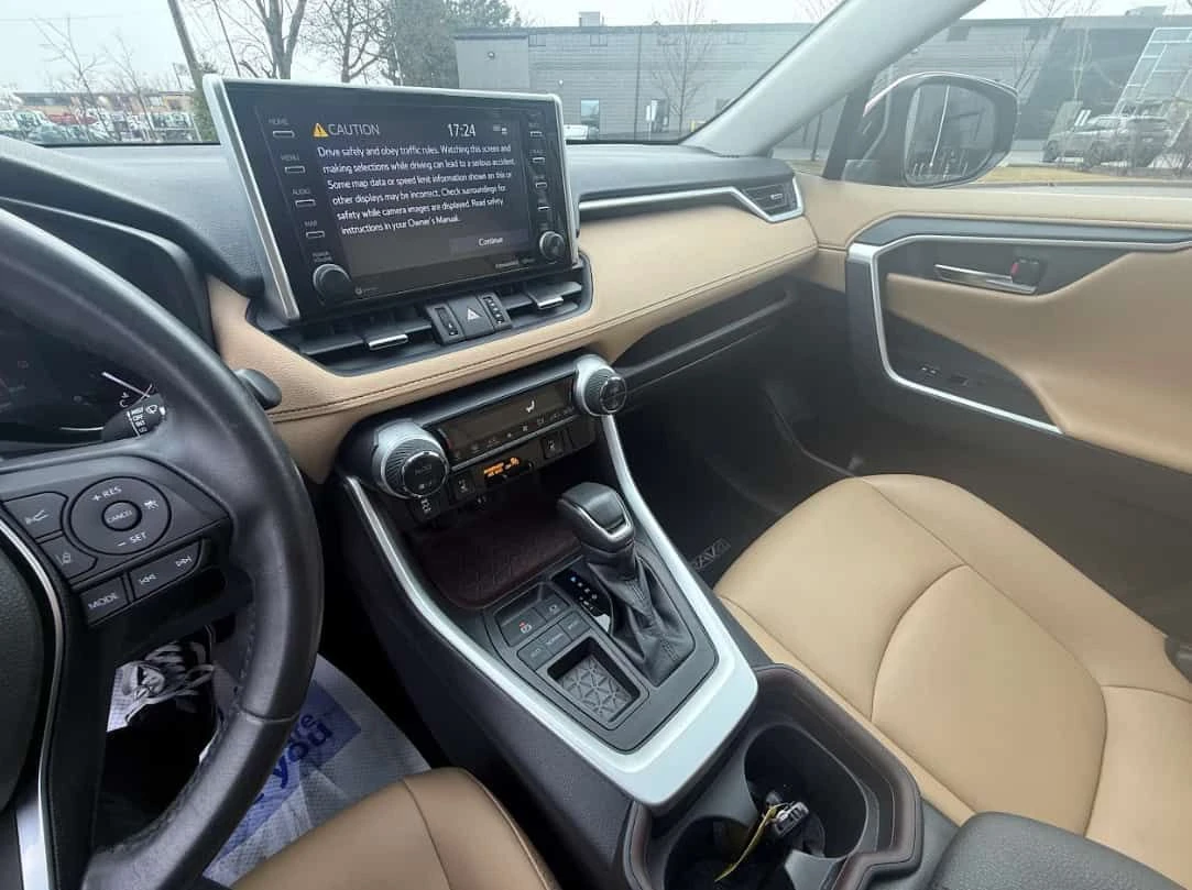 Toyota Rav4 * Limited * АВТОКРЕДИТ БЕЗ ПЪРВОНАЧАЛНА ВНОСКА* , снимка 9 - Автомобили и джипове - 55648916