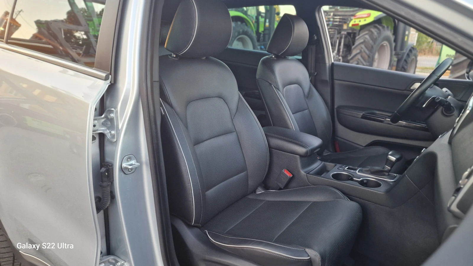 Kia Sportage 1.6 TGDI GT LINE Premium дистроник отдухване, снимка 9 - Автомобили и джипове - 56110275