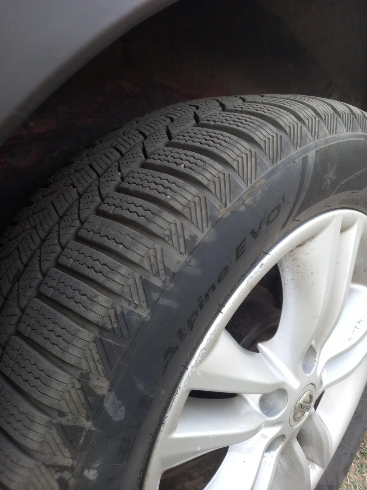 Nissan Qashqai 1.5dci, снимка 2 - Автомобили и джипове - 56615294