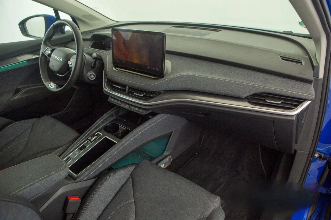 Skoda Elroq 63kWh, снимка 8 - Автомобили и джипове - 56651133