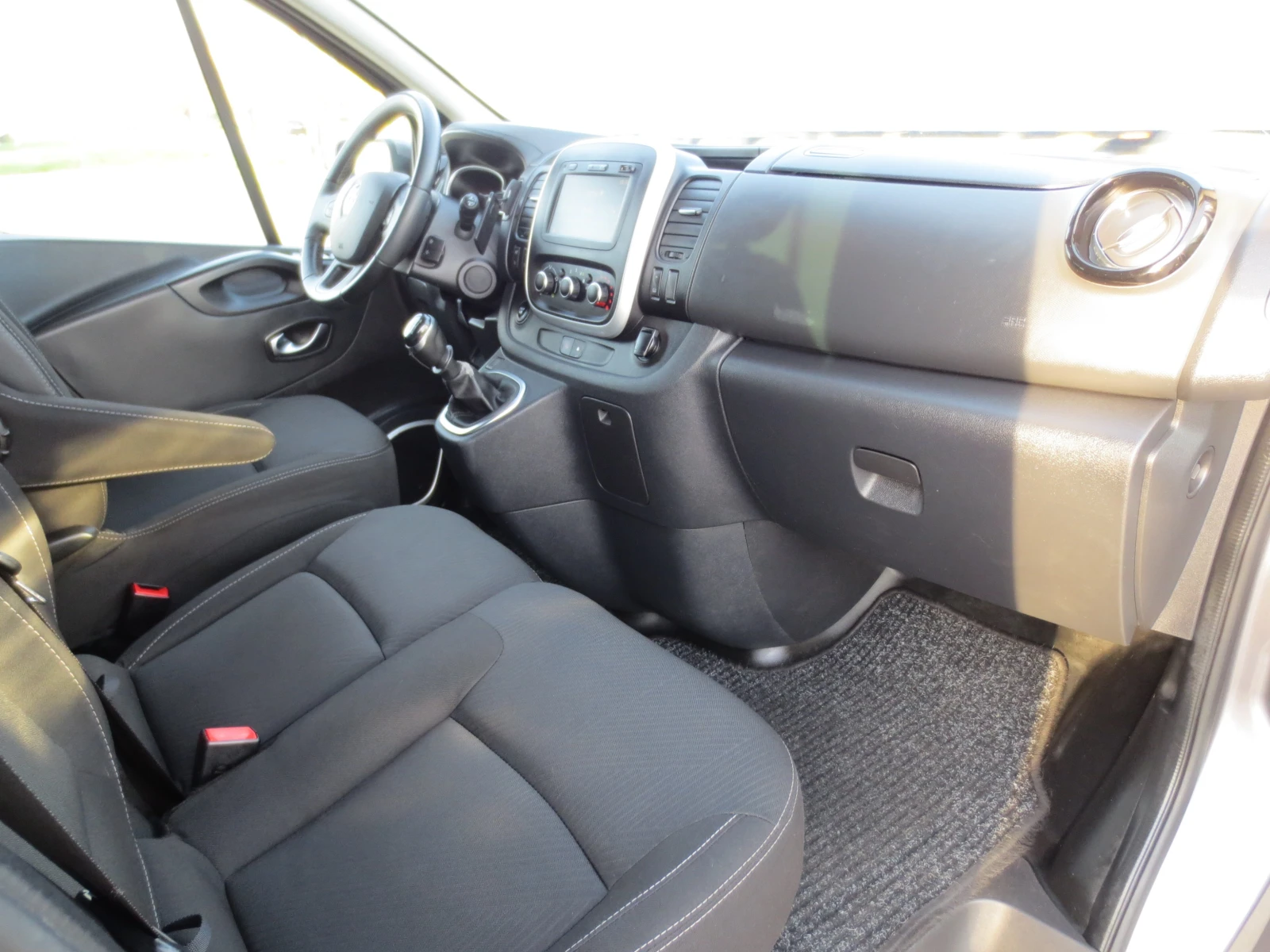 Renault Trafic 2.0DCI | Mobile.bg   12