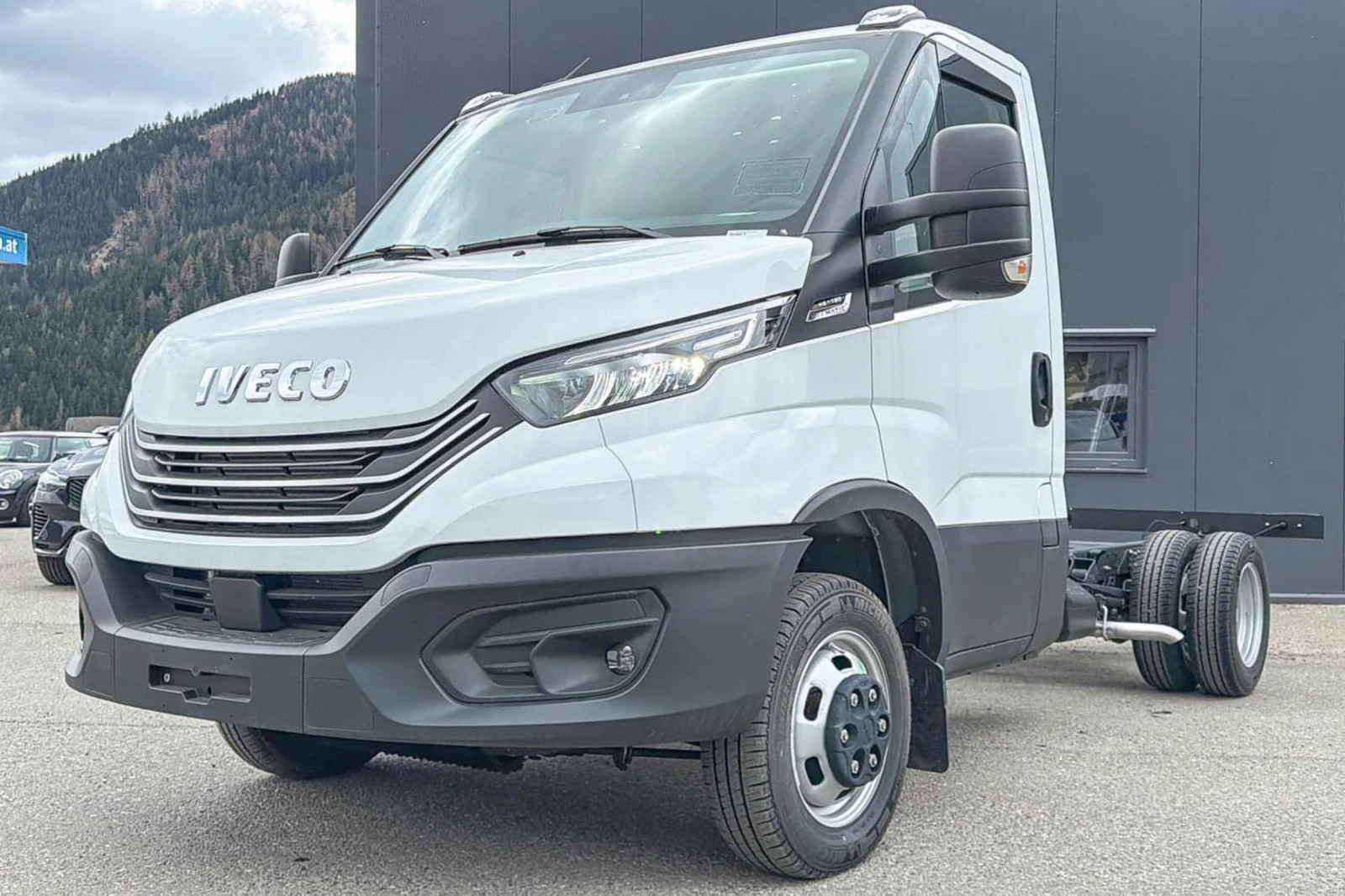 Iveco 35c18 Hi-Matic НОВ!!! MAX FULL, снимка 2 - Бусове и автобуси - 54345832