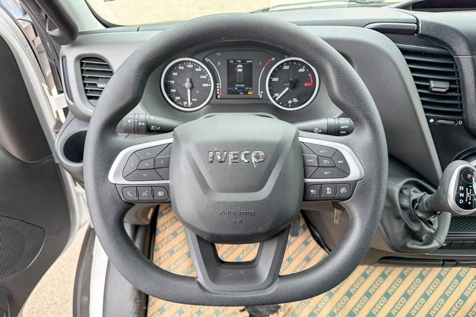 Iveco 35c18 Hi-Matic НОВ!!! MAX FULL, снимка 7 - Бусове и автобуси - 54345832