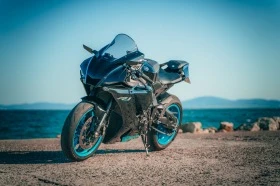 Yamaha YZF-R1, снимка 1