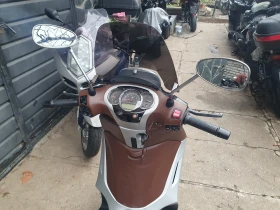 Piaggio Beverly 300i 2019 ABS/ASR, снимка 10
