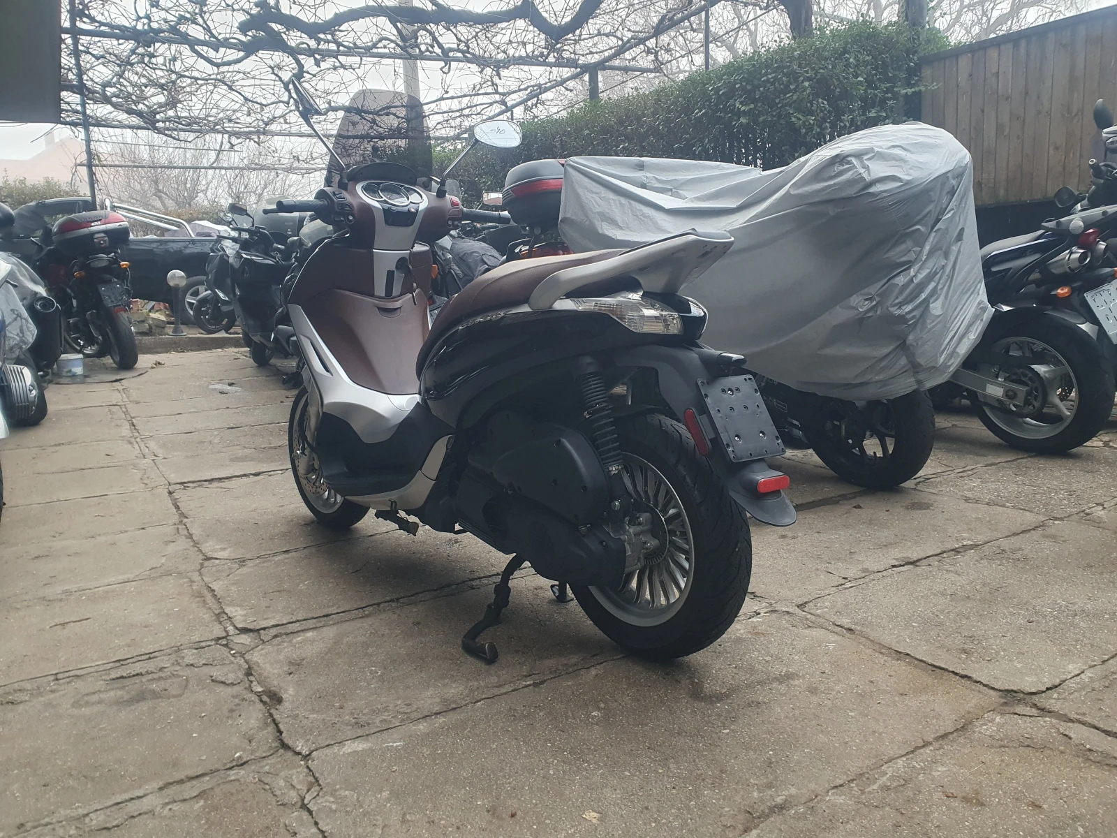 Piaggio Beverly 300i 2019 ABS/ASR - изображение 7