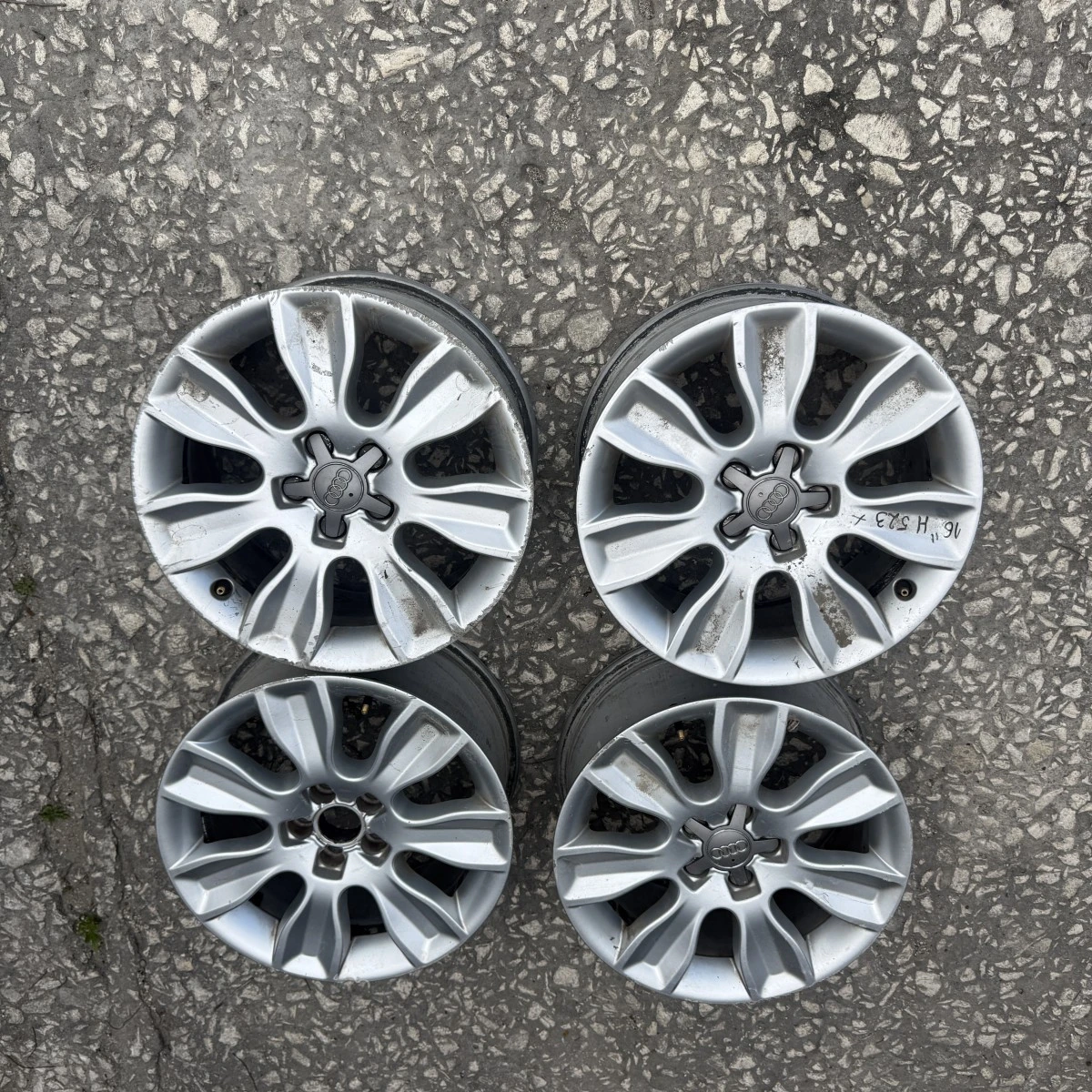 ���������� ������ Audi A1 8X 7J R16 ET34 8X0601025B ��� 523 | Mobile.bg � ����������� 1