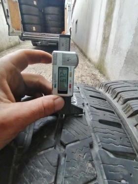 Гуми Зимни 225/75R16, снимка 3