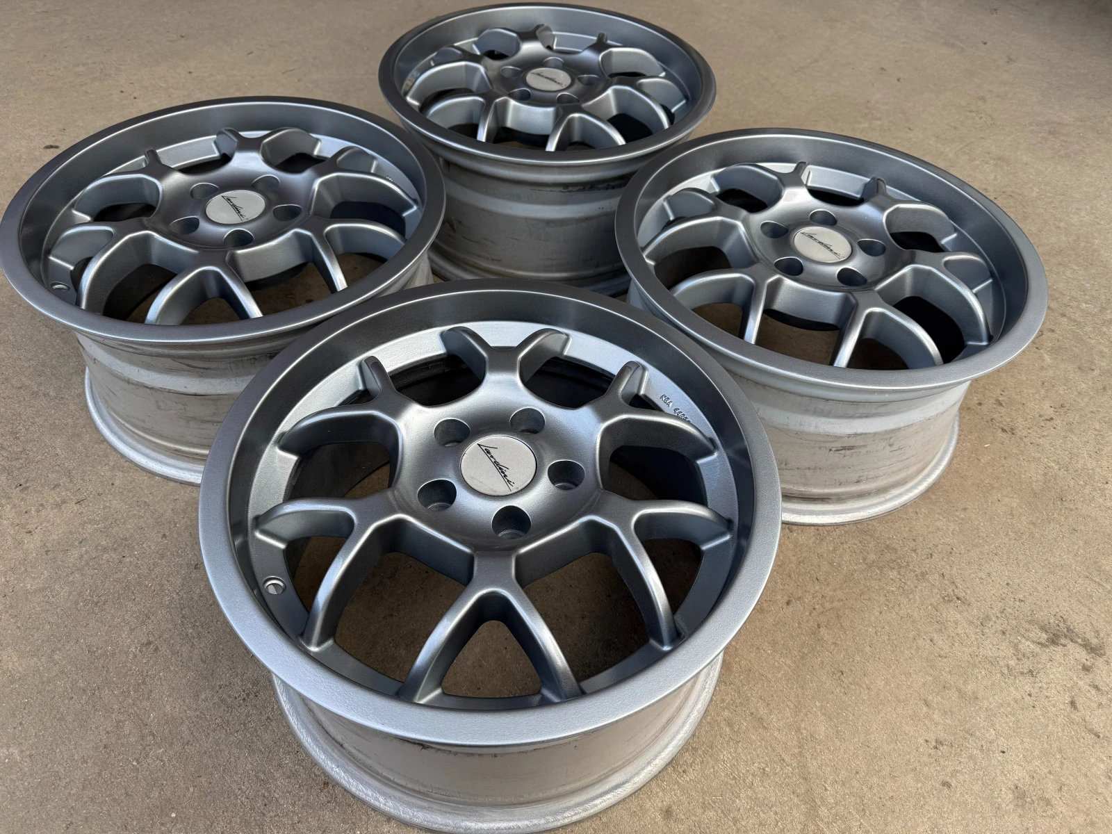 ������ | Mobile.bg � ����������� 7