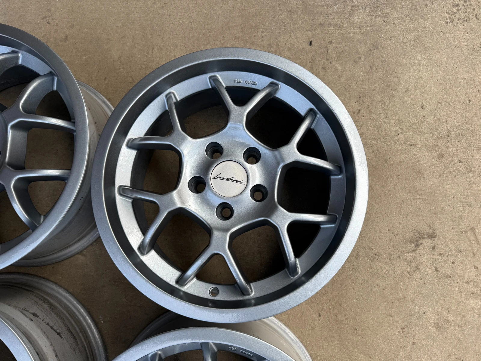 ������ | Mobile.bg � ����������� 5