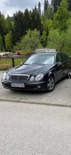 Mercedes-Benz E 320 Комби, снимка 4 - Автомобили и джипове - 45770183