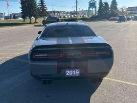Dodge Challenger SRT Hellcat Redeye Widebody * АВТОКРЕДИТ*  | Auto.bg — изображение 4