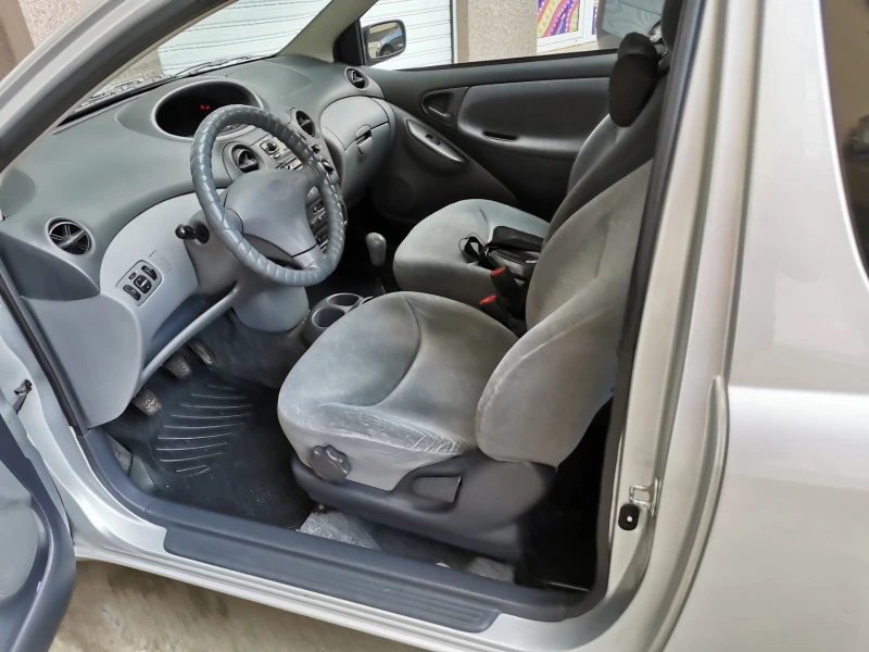 Toyota Yaris, снимка 6 - Автомобили и джипове - 47164243