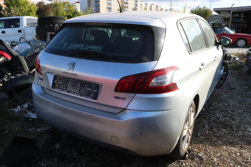 Peugeot 308 1.2 e-THP, снимка 6 - Автомобили и джипове - 47320784