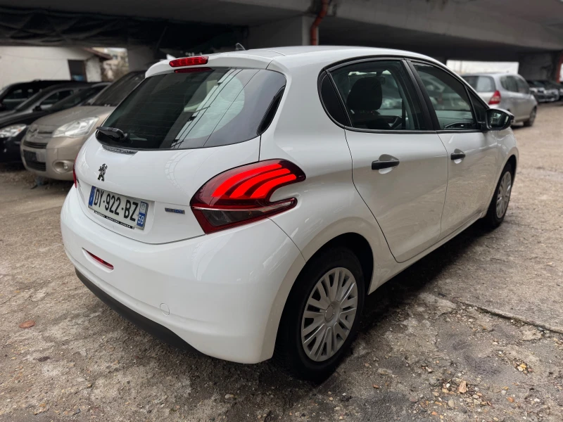 Peugeot 208 1.6blueHDI-EURO6, снимка 5 - Автомобили и джипове - 48218968