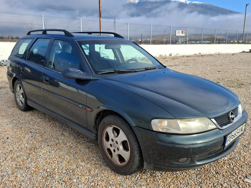 Opel Vectra 1.8i/LPG, снимка 4 - Автомобили и джипове - 48279276