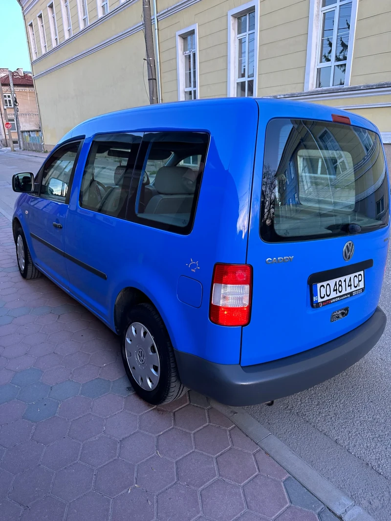 VW Caddy Пътнически, снимка 5 - Автомобили и джипове - 48391432