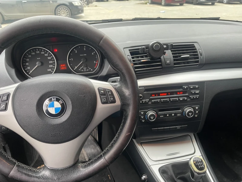 BMW 118 2.0 TDI , снимка 7 - Автомобили и джипове - 49202947