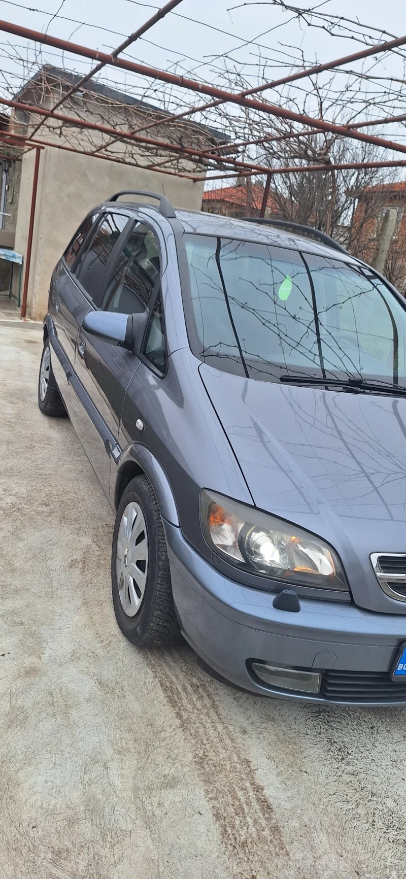 Opel Zafira 2.0 DTI, снимка 2 - Автомобили и джипове - 49321800