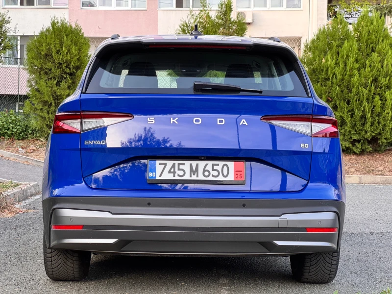 Skoda Enyaq Гаранционен до 04.2032 или 160 000км, снимка 5 - Автомобили и джипове - 52427364