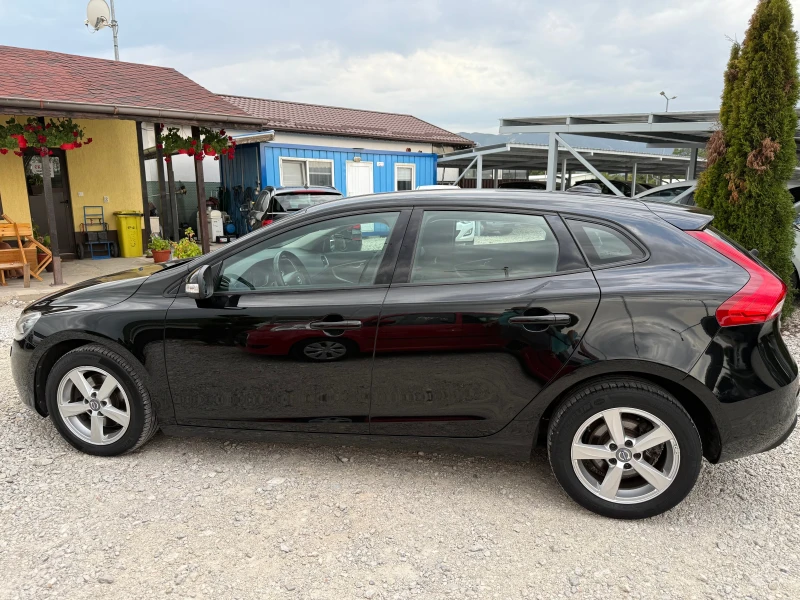 Volvo V40 2, 0D НОВ ВНОС !! НАВИГАЦИЯ !! , снимка 6 - Автомобили и джипове - 51548642