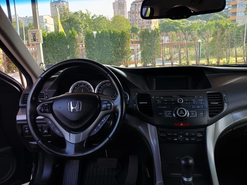 Honda Accord 2.0 бензин-газ 2010 автоматик 156кс , снимка 5 - Автомобили и джипове - 52638366