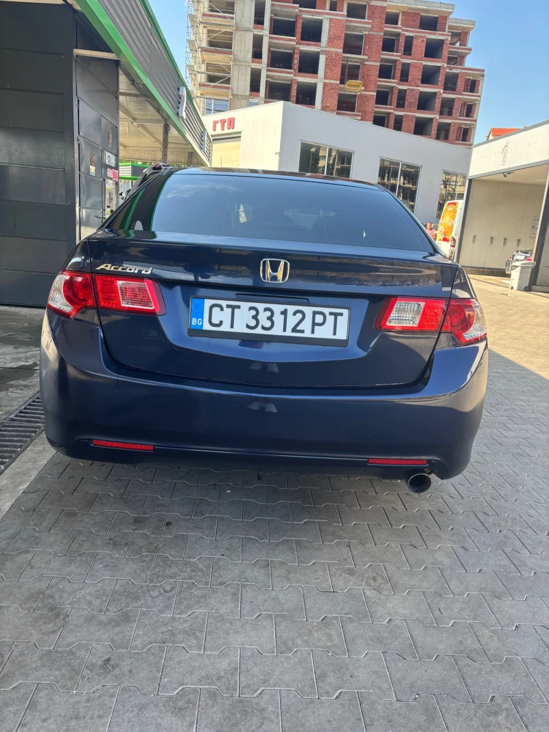 Honda Accord 2.0 бензин-газ 2010 автоматик 156кс , снимка 3 - Автомобили и джипове - 52638366