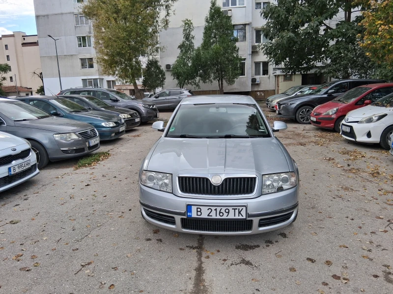 Skoda Superb, снимка 2 - Автомобили и джипове - 52084769