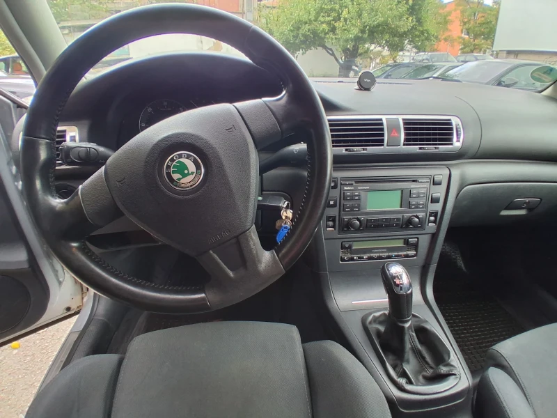 Skoda Superb, снимка 12 - Автомобили и джипове - 52084769