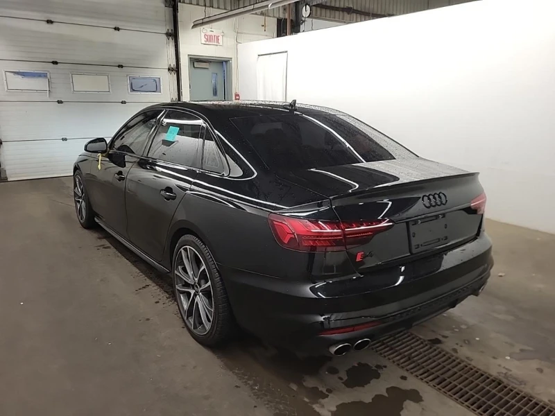 Audi S4 Distronic* Подгрев* Matrix* Шибедах* , снимка 6 - Автомобили и джипове - 52317819